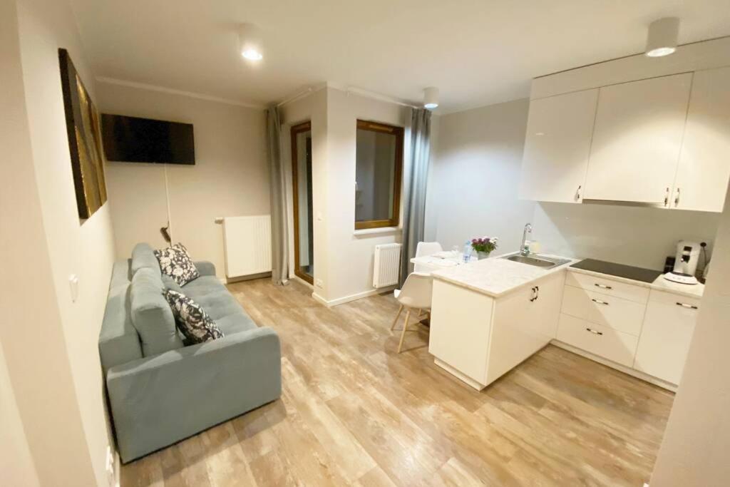 Exclusive 2Br! Apartment Near City Center +Netflix وارسو المظهر الخارجي الصورة